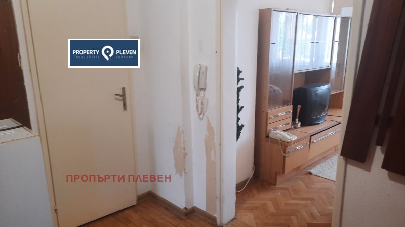 Продава  1-стаен град Плевен , Идеален център , 40 кв.м | 60534350 - изображение [8]
