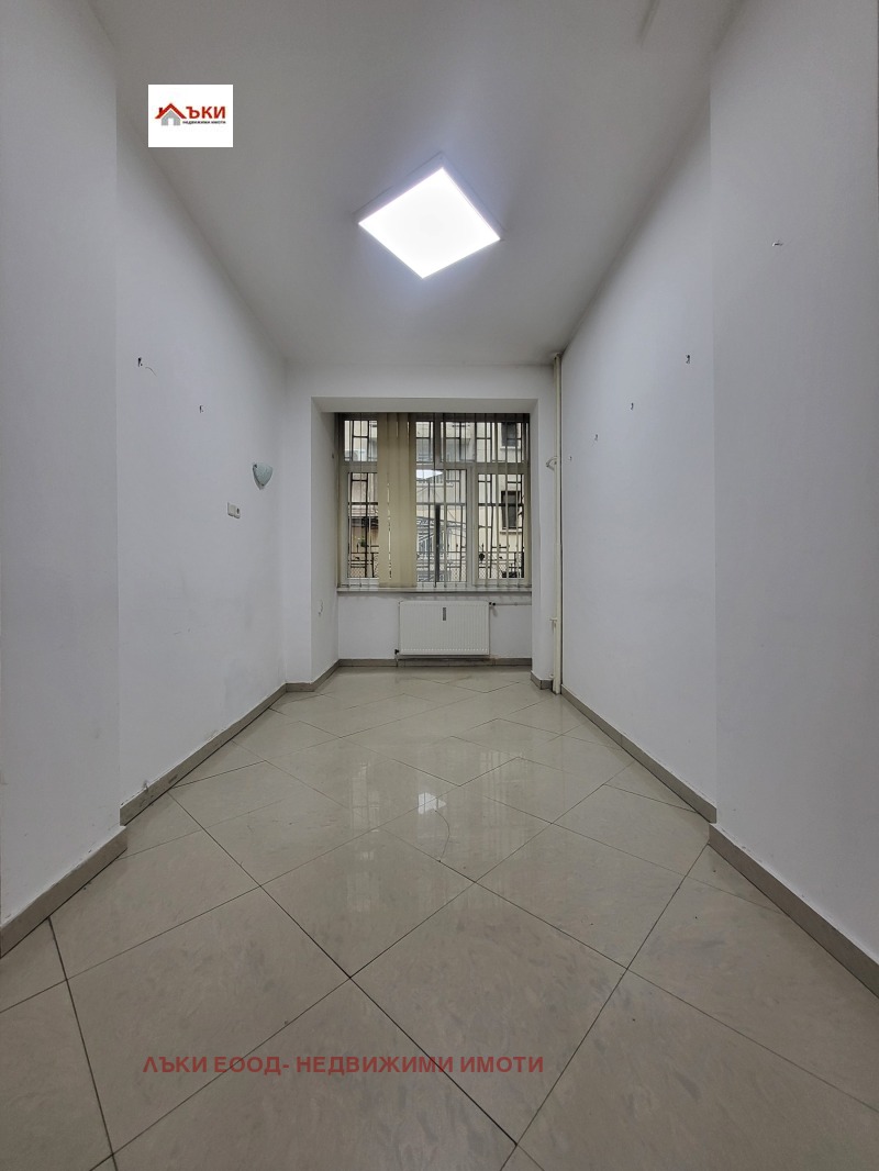 Te koop  2 slaapkamers Sofia , Tsentar , 65 m² | 14585615 - afbeelding [2]