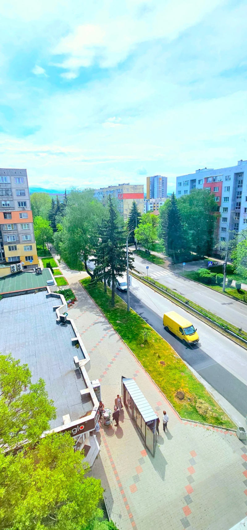 Na sprzedaż  2 sypialnie Pernik , Iztok , 90 mkw | 96283614 - obraz [5]