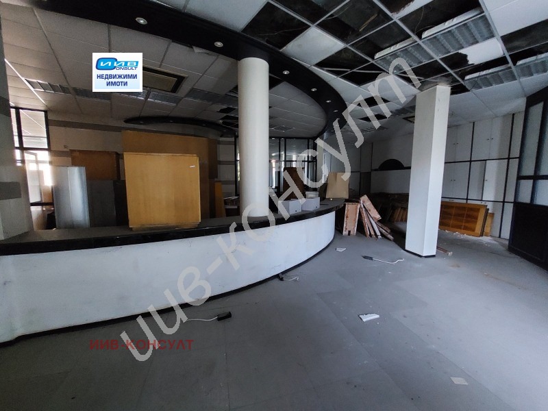 Продава ОФИС, гр. Златарица, област Велико Търново, снимка 2 - Офиси - 53986944