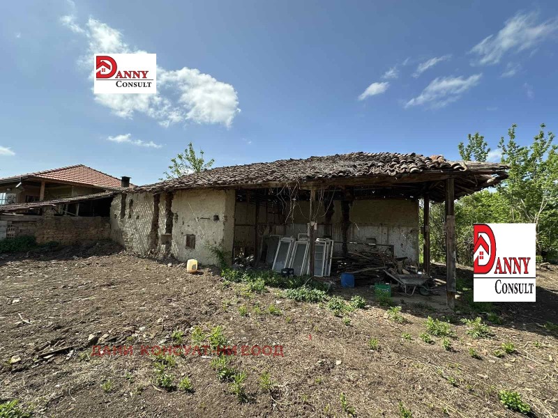 Продава КЪЩА, с. Поликраище, област Велико Търново, снимка 3 - Къщи - 45435324