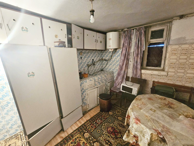 Продава КЪЩА, гр. Балчик, област Добрич, снимка 11 - Къщи - 53055001