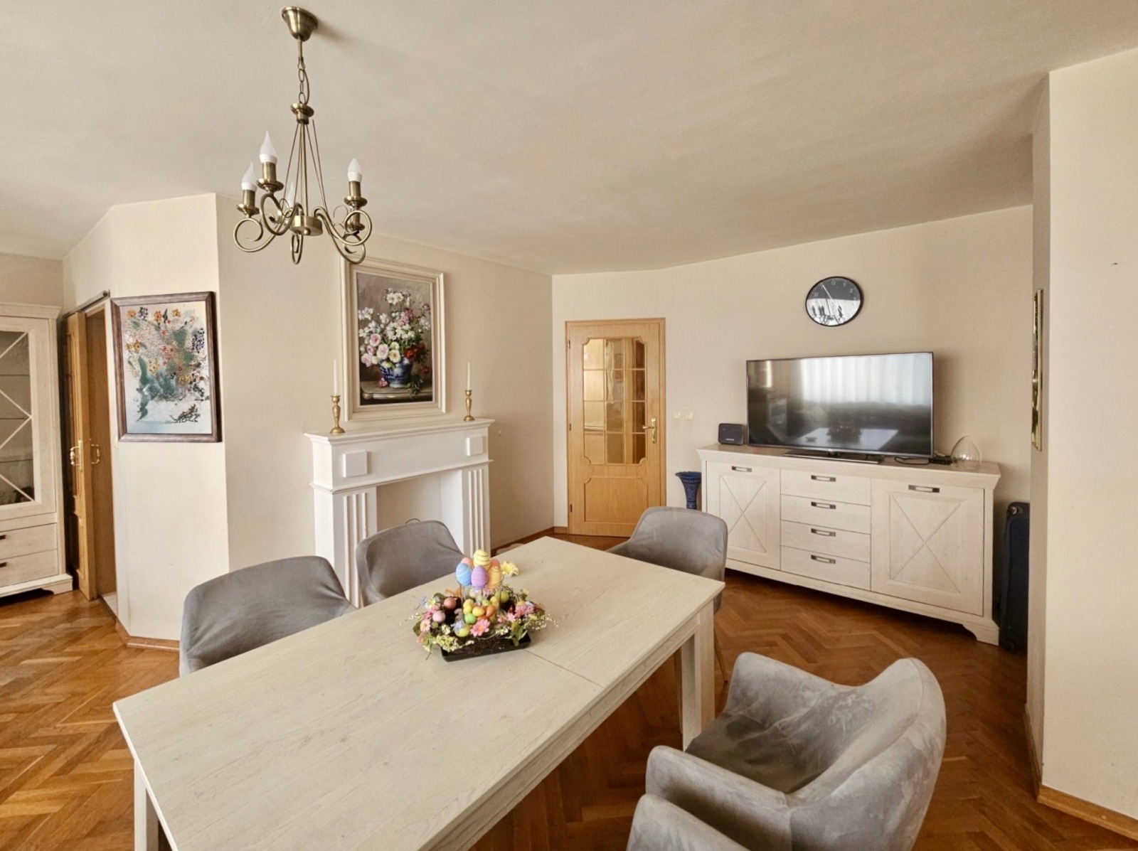 Продава 3-СТАЕН, гр. София, Хиподрума, снимка 2 - Апартаменти - 53998119