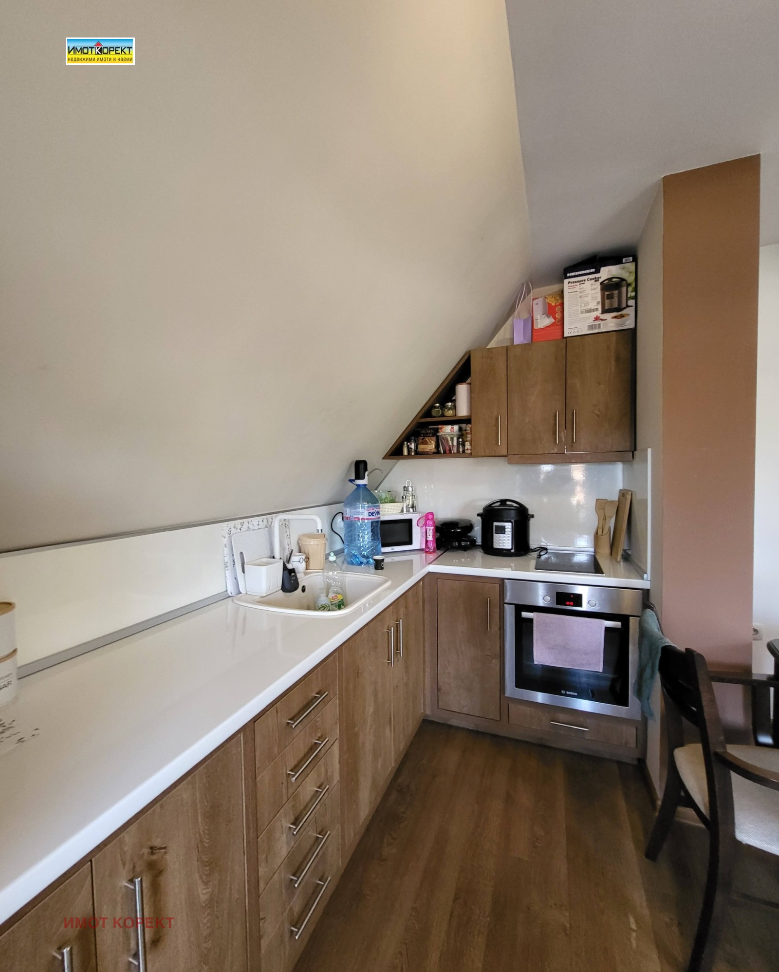 Продава 3-СТАЕН, гр. Пазарджик, Център, снимка 2 - Апартаменти - 54266897