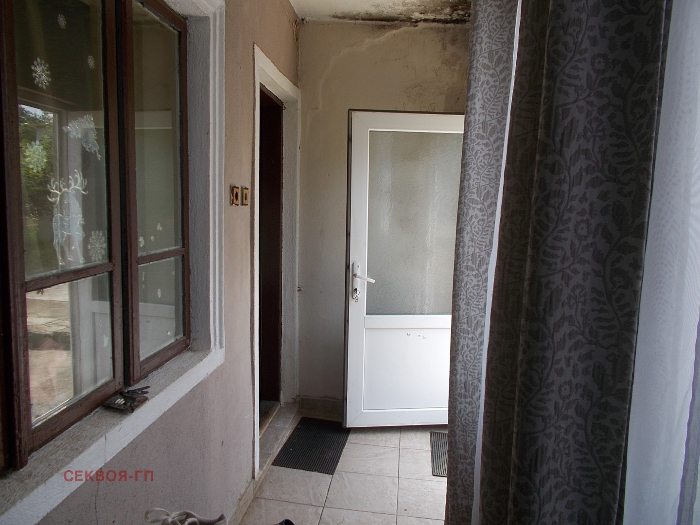 Продава КЪЩА, с. Миладиновци, област Добрич, снимка 6 - Къщи - 55315942