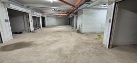 ГАРАЖ, ПАРКОМЯСТО, 40 m2