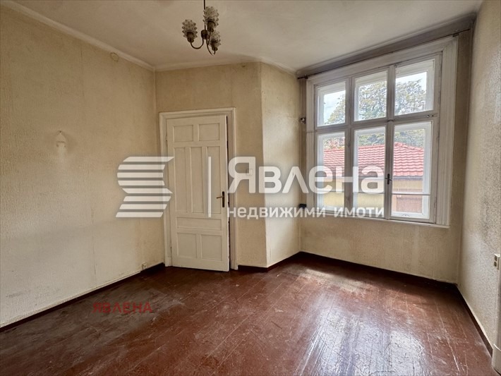 Na sprzedaż  2 sypialnie Sofia , Centar , 82 mkw | 86163901 - obraz [3]