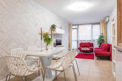 Продава 3-СТАЕН, гр. Варна, Окръжна болница-Генерали, снимка 2 - Апартаменти - 53683288