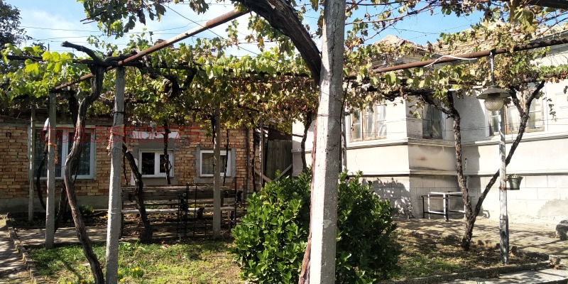 Продава КЪЩА, гр. Игнатиево, област Варна, снимка 4 - Къщи - 53532296