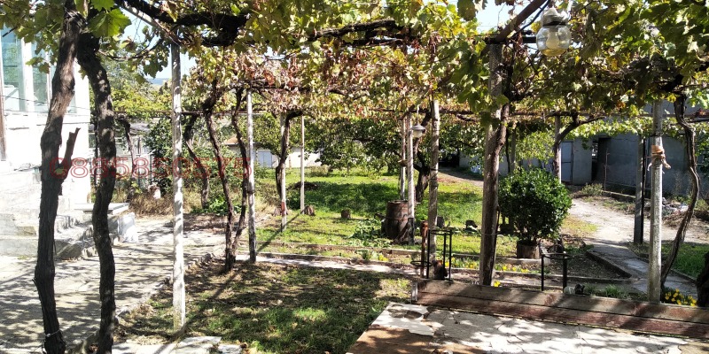 Продава КЪЩА, гр. Игнатиево, област Варна