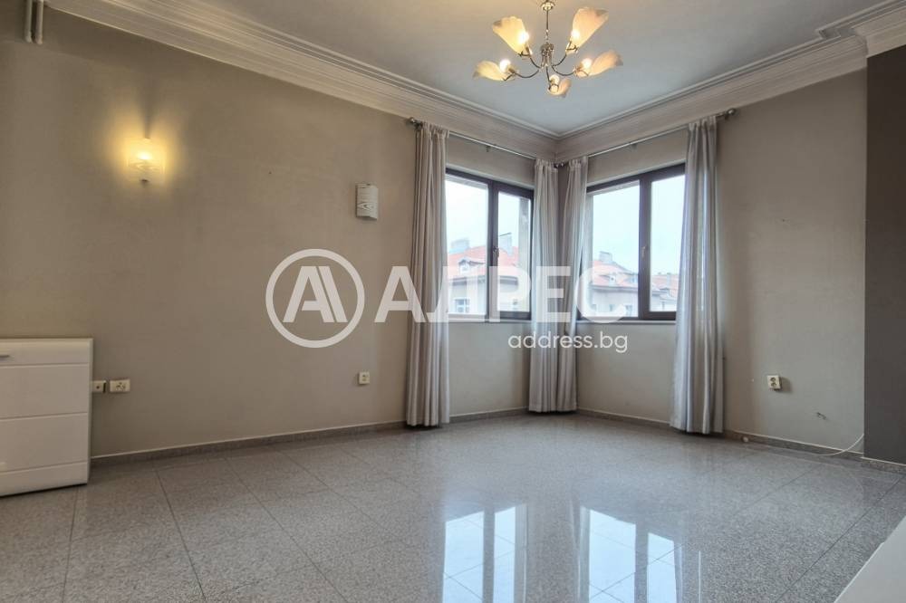 Продава 3-СТАЕН, гр. София, Център