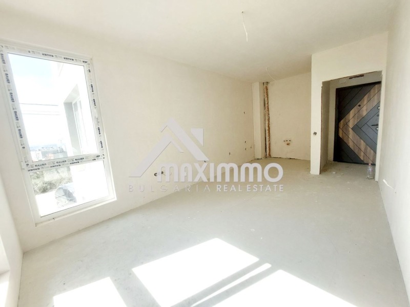 Продава  2-стаен, град Варна, Възраждане 1 •  118 900 EUR • ID 66035034 — holmes.bg - [1] 