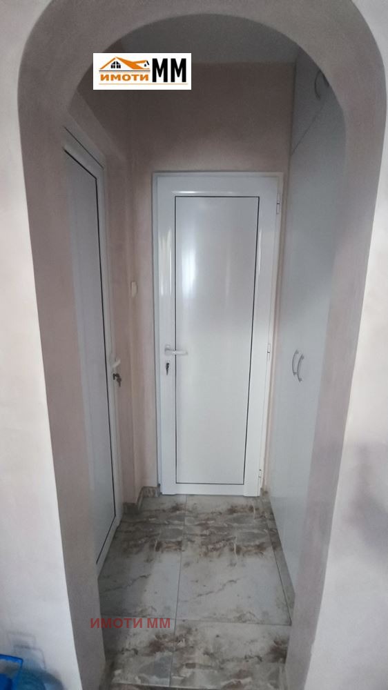 Продава МНОГОСТАЕН, гр. Пловдив, Прослав, снимка 16 - Апартаменти - 52941941