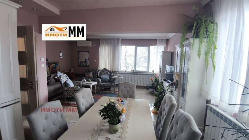 Продава МНОГОСТАЕН, гр. Пловдив, Прослав, снимка 5 - Апартаменти - 52941941