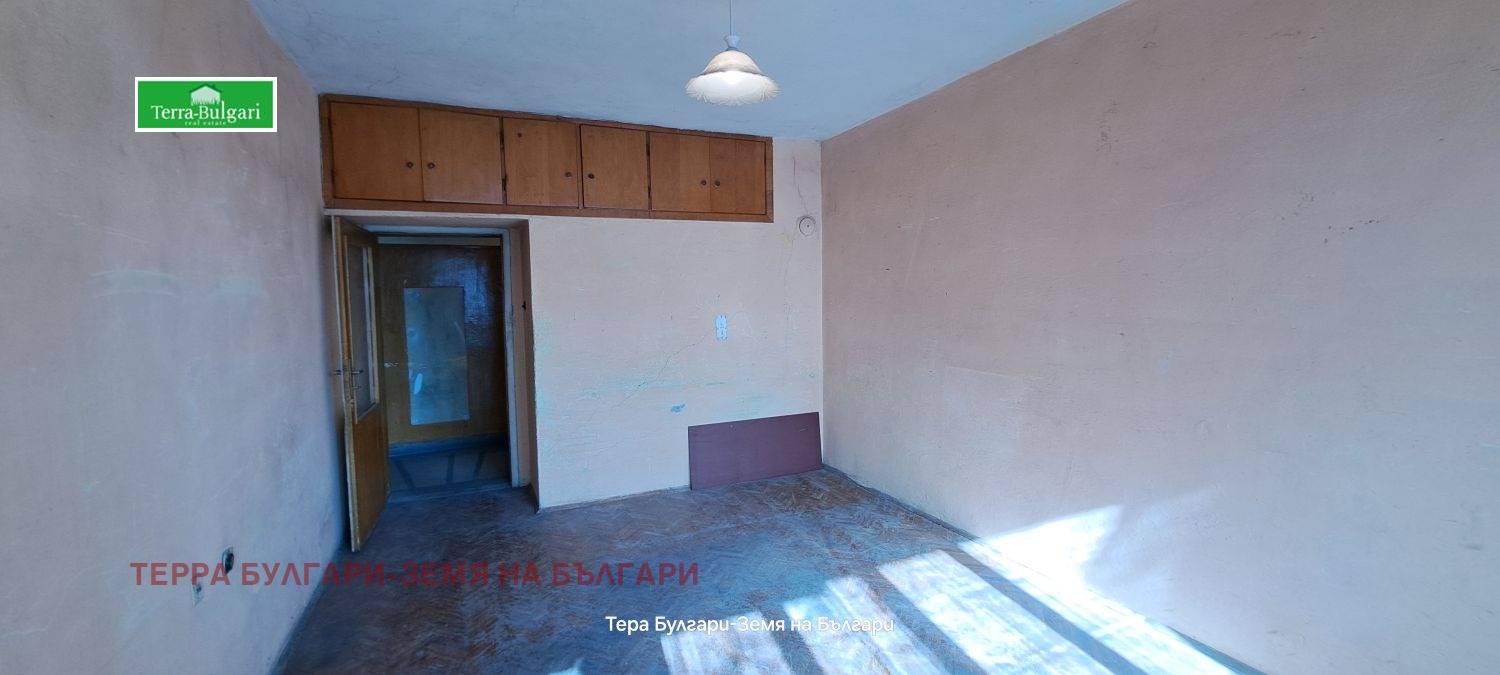 Продава 3-СТАЕН, гр. Перник, Рено, снимка 3 - Апартаменти - 53761946