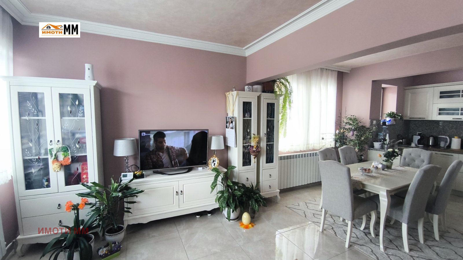 Продава ЕТАЖ ОТ КЪЩА, гр. Пловдив, Прослав, снимка 2 - Етаж от къща - 53848581