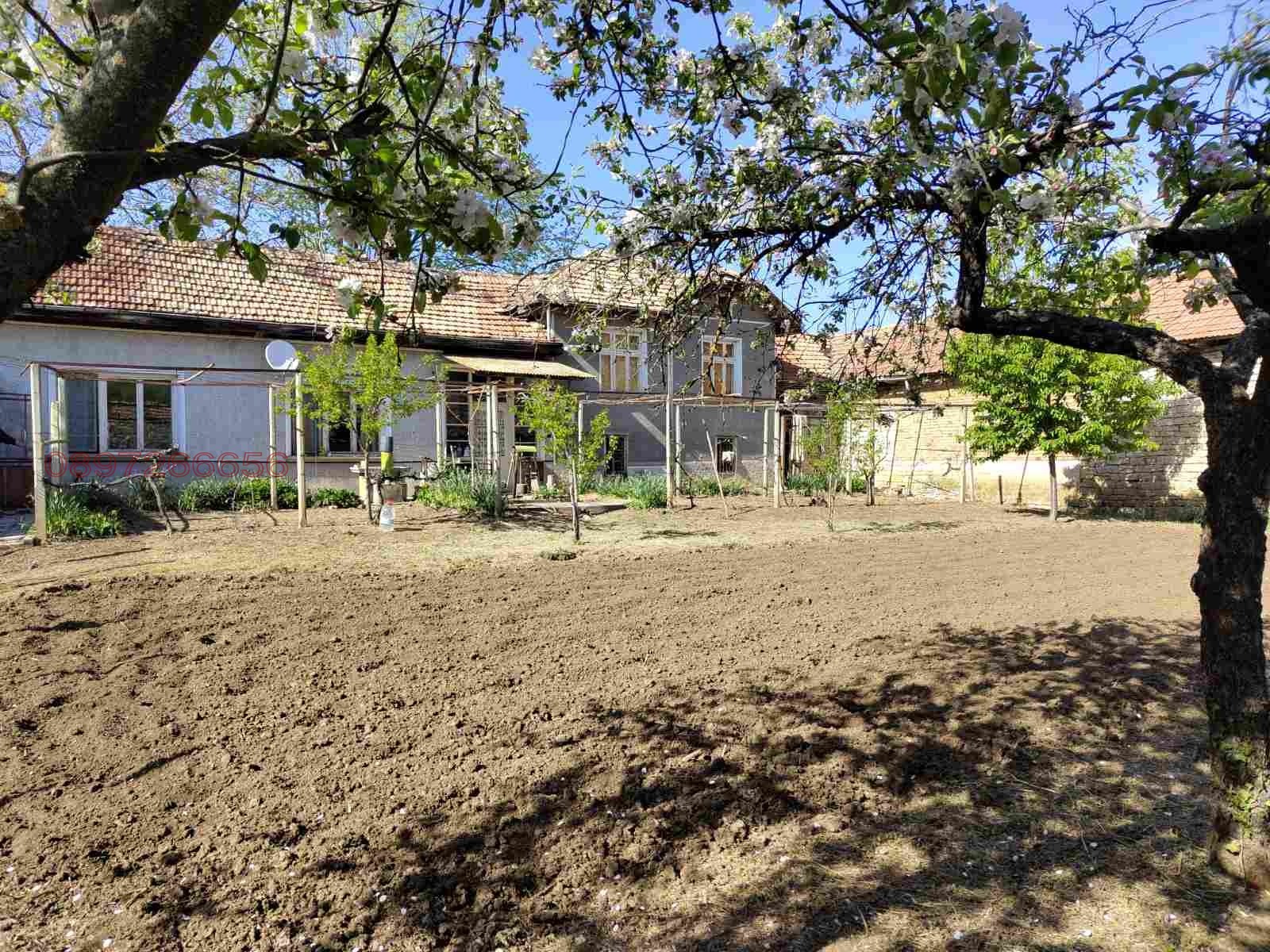 Продава КЪЩА, с. Крамолин, област Габрово, снимка 17 - Къщи - 54438865