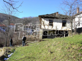 Продажба на имоти в с. Кашенци, област Габрово - изображение 1 
