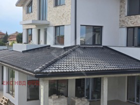 Huis Radinovo, regio Plovdiv