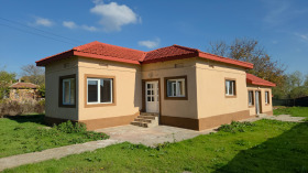 Продава  Къща, с. Чернооково