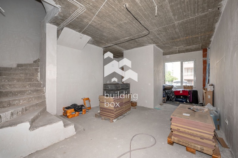 For Sale  House Plovdiv , Ostromila , 389 sq.m | 90177324 - image [2]