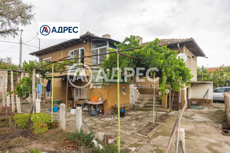 Продава КЪЩА, с. Генерал Киселово, област Варна