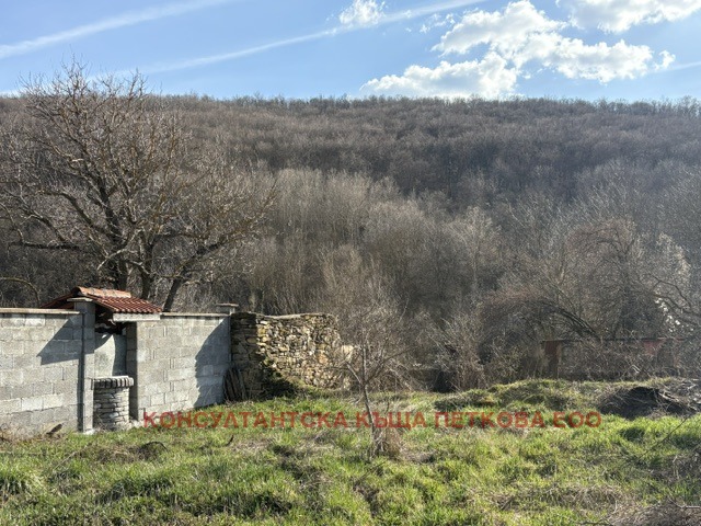 Продава КЪЩА, с. Малиново, област Ловеч, снимка 13 - Къщи - 54031324