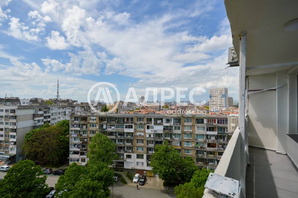 Продава 2-СТАЕН, гр. Бургас, Лазур, снимка 2 - Апартаменти - 55542480