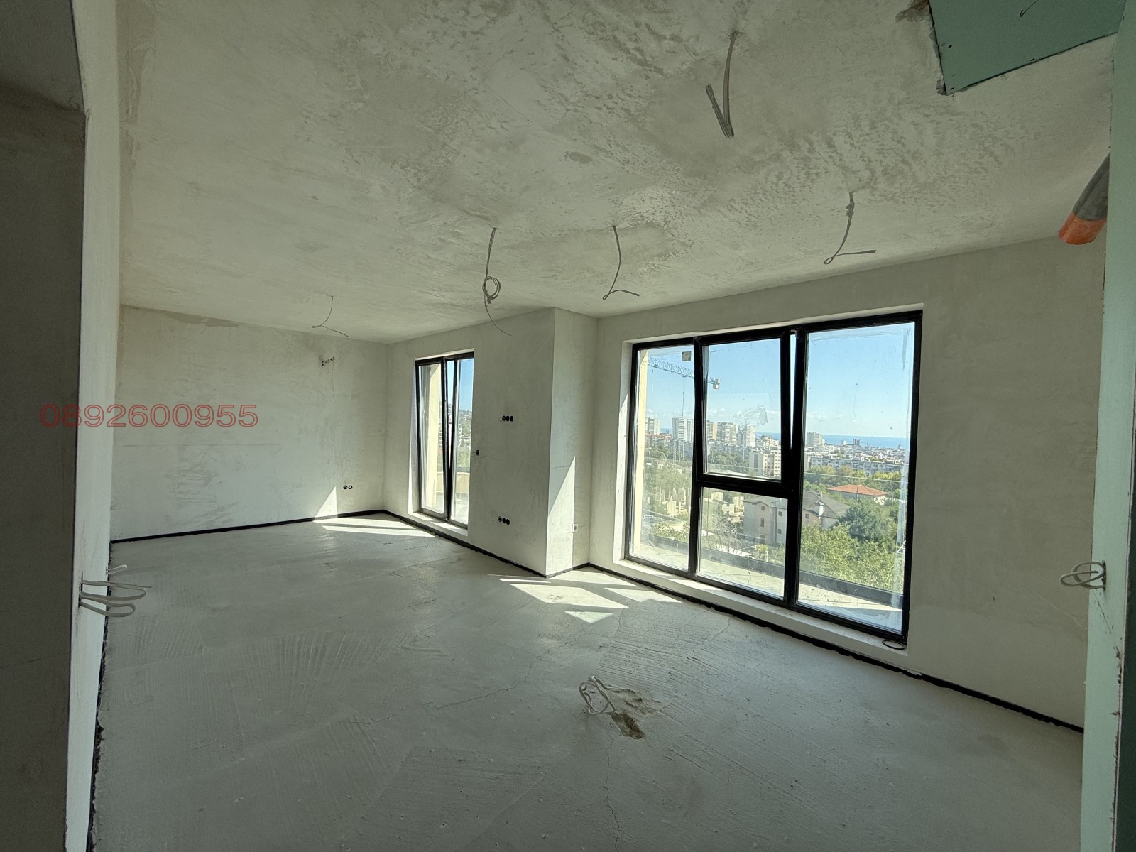 Продава 3-СТАЕН, гр. Варна, Изгрев, снимка 2 - Апартаменти - 56272654