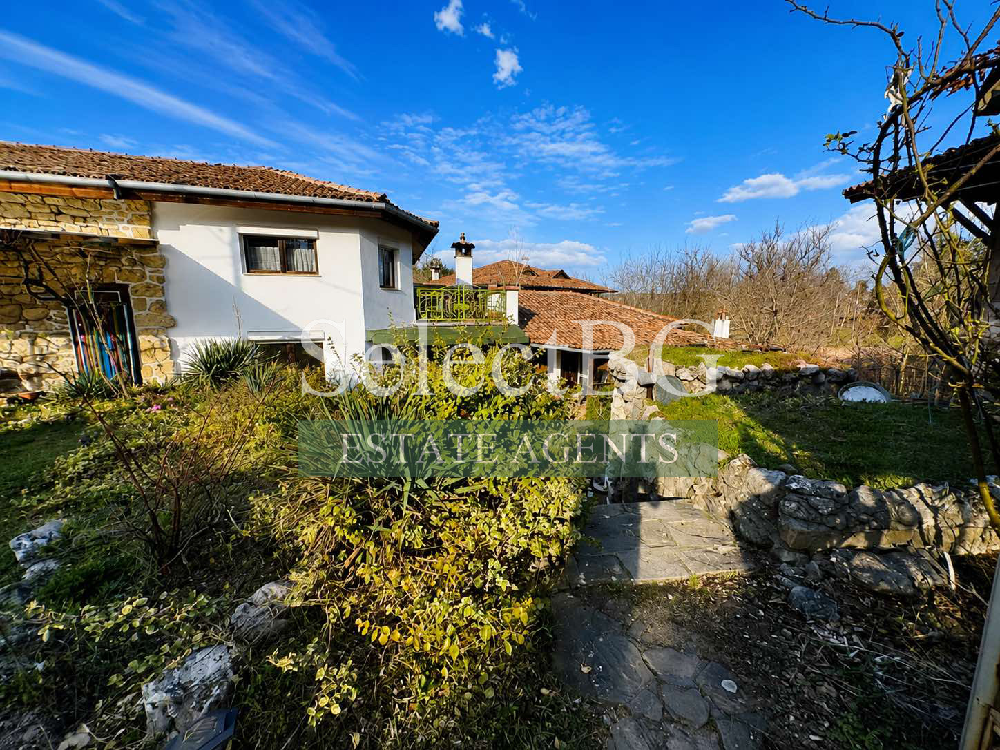 Продава КЪЩА, с. Арбанаси, област Велико Търново, снимка 2 - Къщи - 51650271
