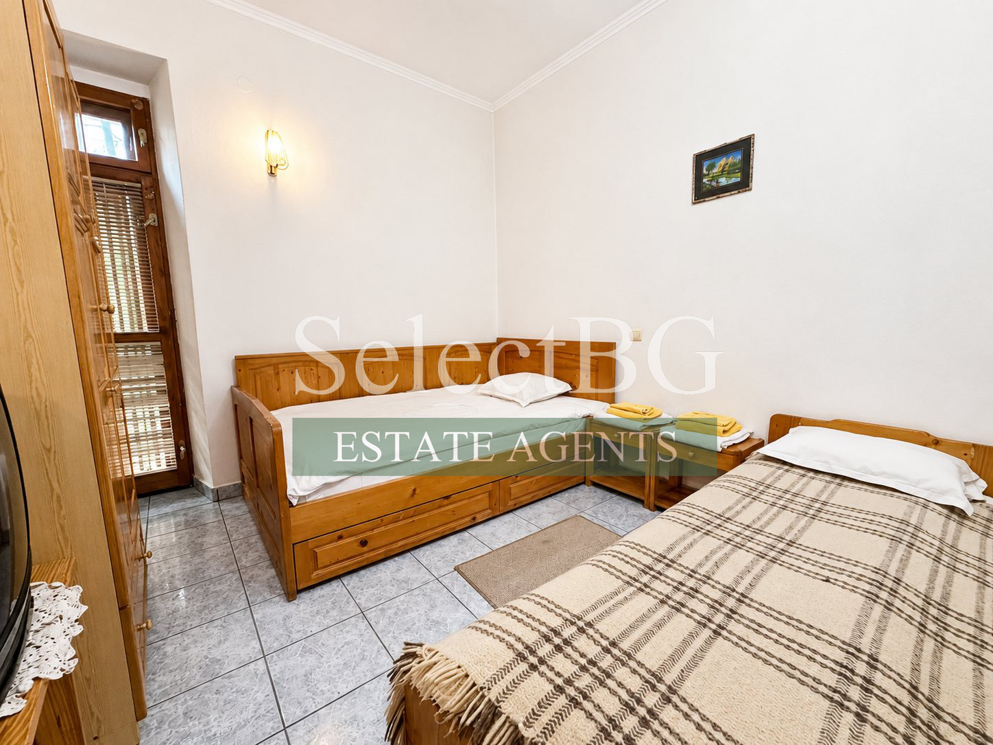 Продава КЪЩА, с. Арбанаси, област Велико Търново, снимка 15 - Къщи - 51650271