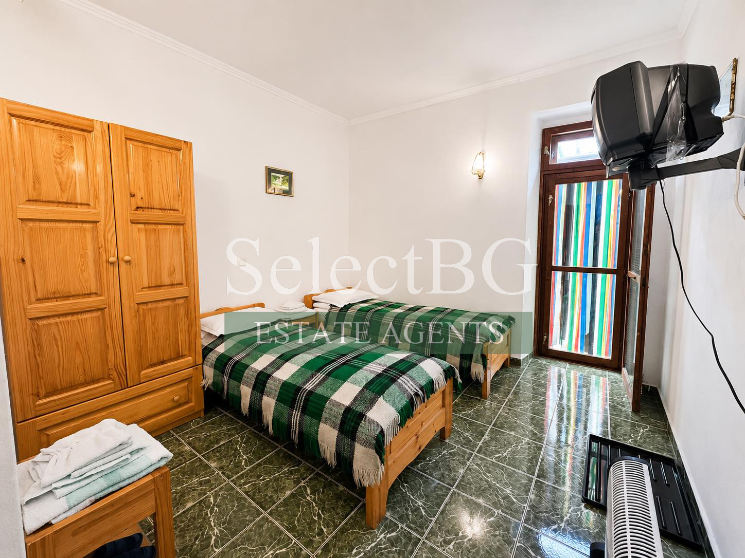 Продава КЪЩА, с. Арбанаси, област Велико Търново, снимка 12 - Къщи - 51650271