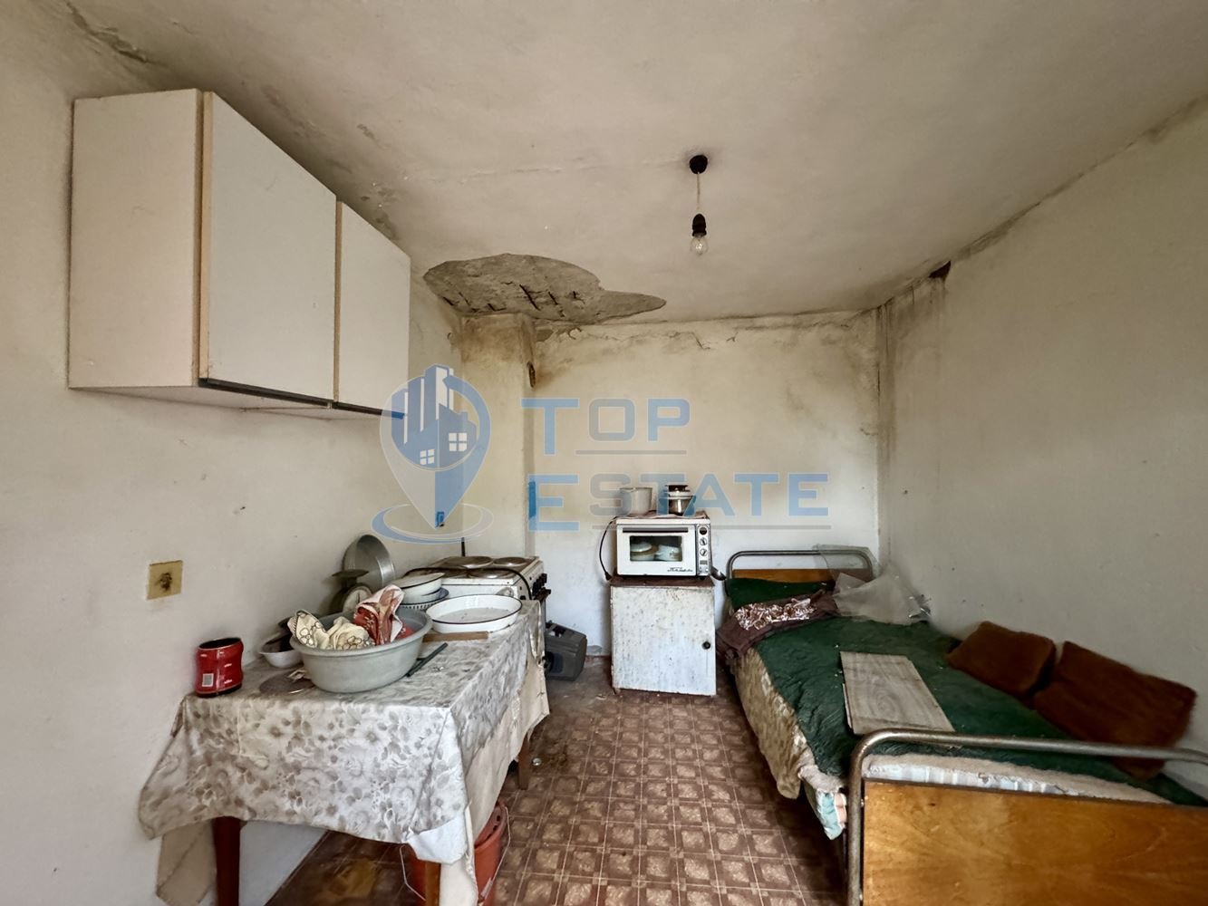 Продава КЪЩА, с. Поликраище, област Велико Търново, снимка 10 - Къщи - 56293793