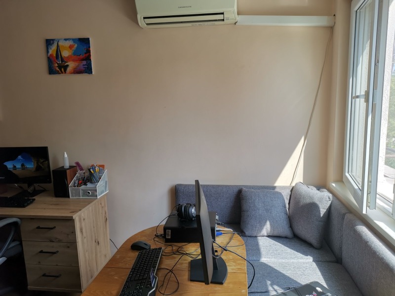 Na prodej  1 ložnice Sofia , Zona B-18 , 65 m2 | 92122248 - obraz [2]