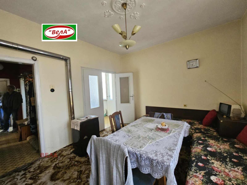 Продава 2-СТАЕН, гр. Горна Оряховица, област Велико Търново, снимка 2 - Апартаменти - 52499943