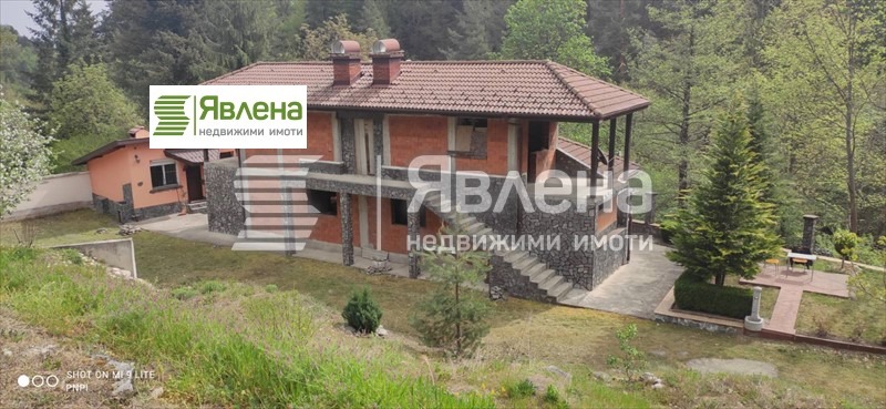 Продава КЪЩА, област София, с. Костенец • 219000 € / 428326.77 лв. • 11457477 1