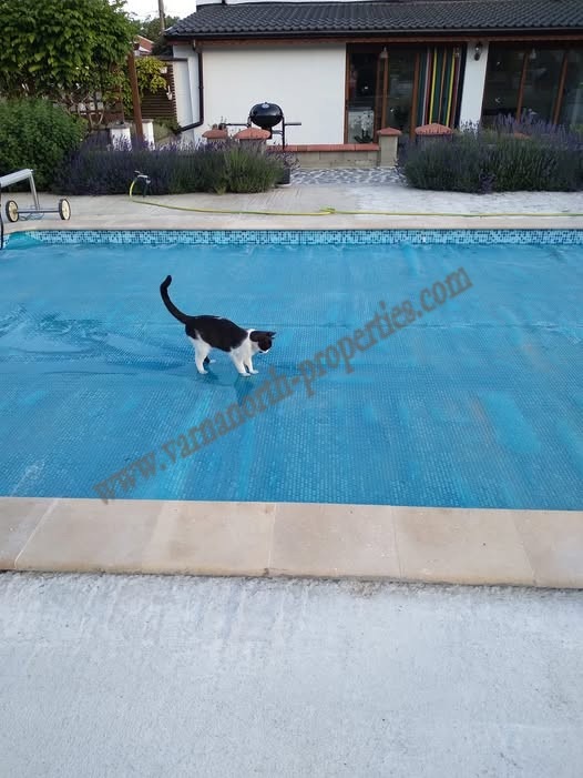 Продава КЪЩА, с. Гурково, област Добрич, снимка 3 - Къщи - 52937632