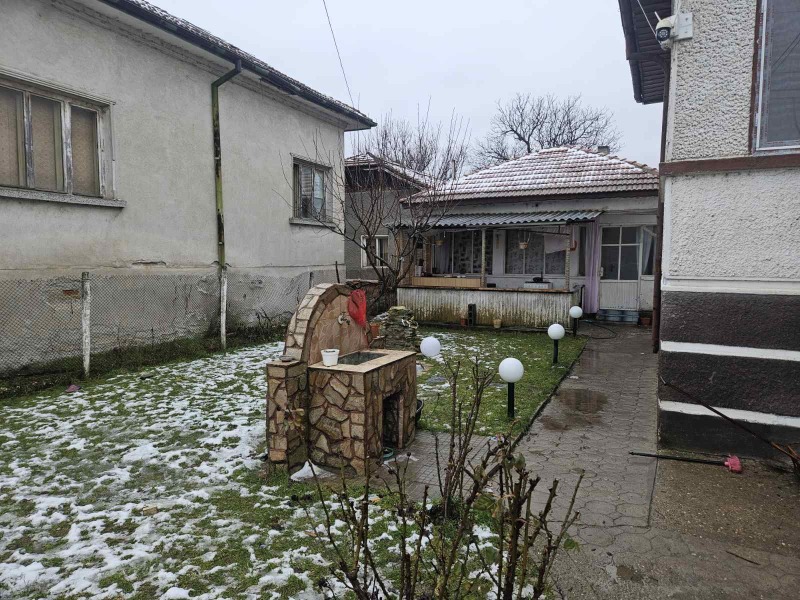 Продава КЪЩА, с. Капитановци, област Видин, снимка 2 - Къщи - 53450180