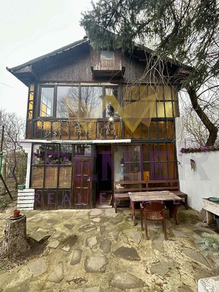 Продава КЪЩА, с. Безводица, област Добрич, снимка 3 - Къщи - 54363343