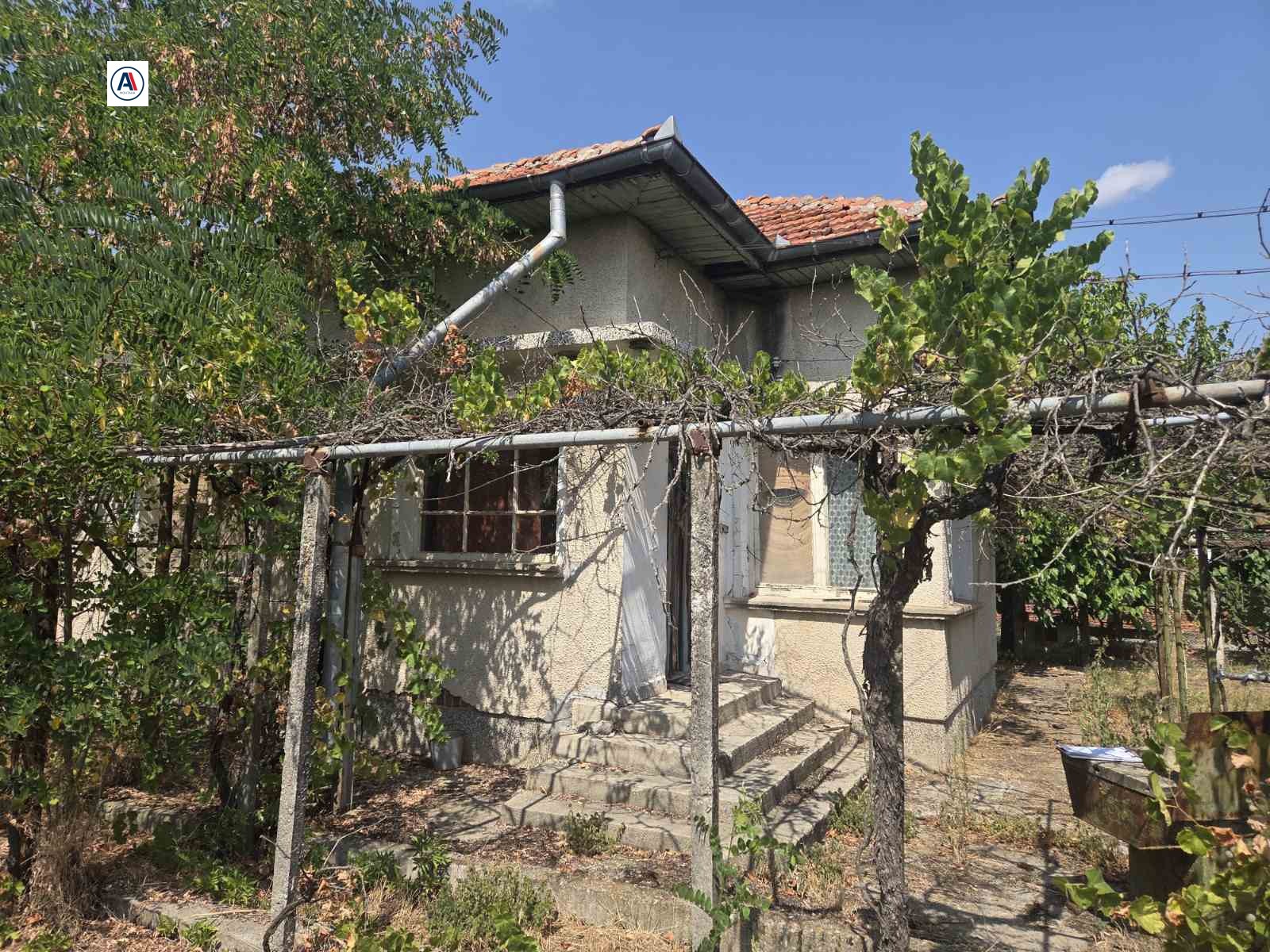 Продава КЪЩА, с. Медковец, област Монтана, снимка 2 - Къщи - 55888840