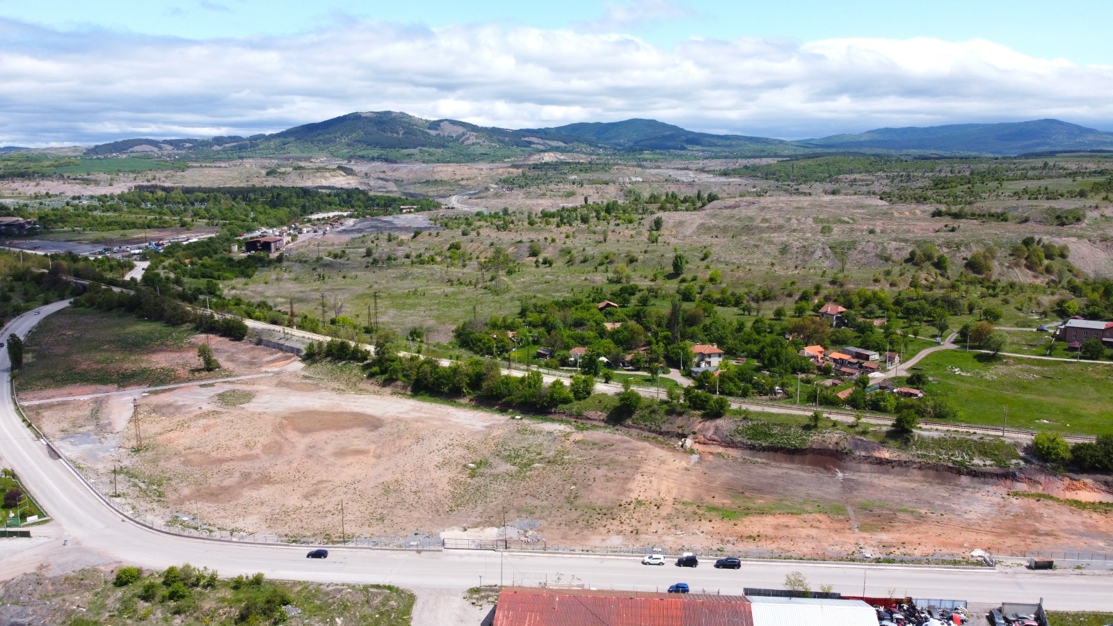 Продава ПАРЦЕЛ, гр. Перник, Промишлена зона, снимка 2 - Парцели - 41325118