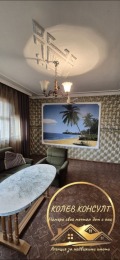 Продава КЪЩА, област Хасково, гр. Харманли • 179000 € / 350093.57 лв. • 43854333 5