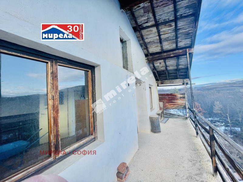 Продава КЪЩА, с. Еловдол, област Перник, снимка 9 - Къщи - 53141096