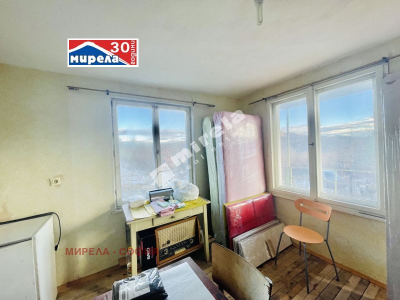 Продава КЪЩА, с. Еловдол, област Перник, снимка 11 - Къщи - 53141096