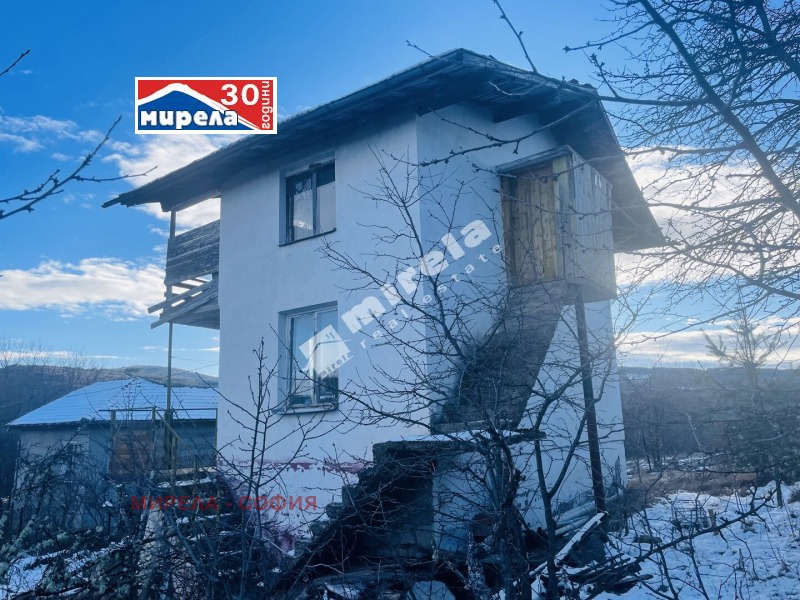 Продава КЪЩА, с. Еловдол, област Перник, снимка 2 - Къщи - 53141096