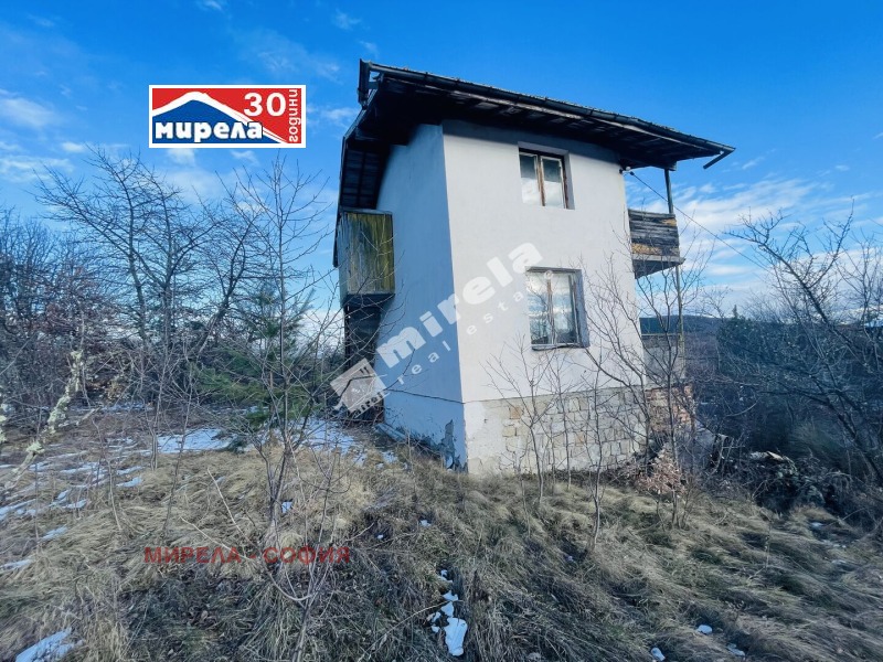 Продава КЪЩА, с. Еловдол, област Перник, снимка 3 - Къщи - 53141096