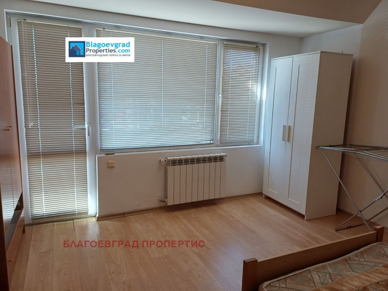 Продава МНОГОСТАЕН, гр. Благоевград, Освобождение, снимка 14 - Апартаменти - 52392073