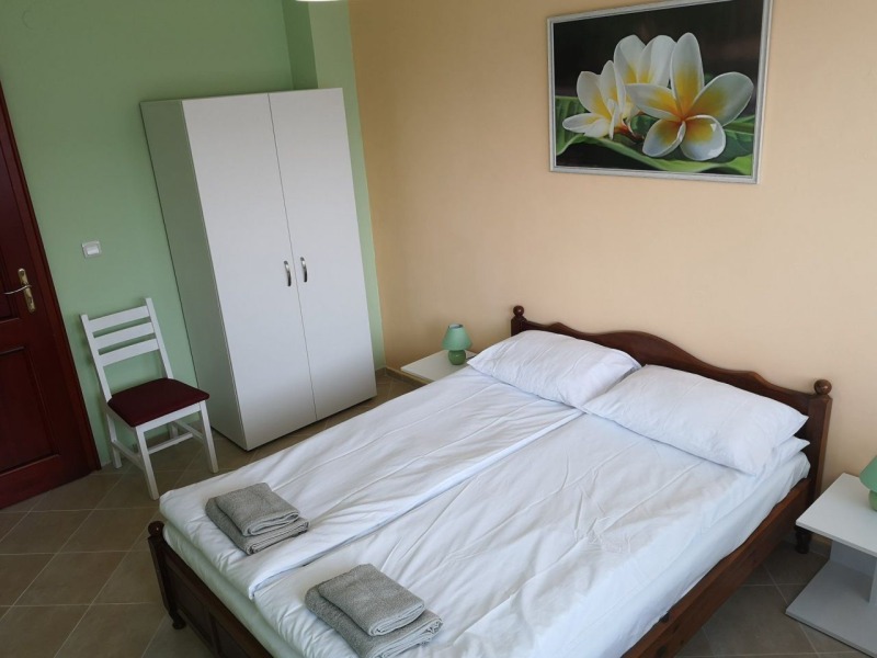 Te koop  Huis regio Plovdiv , Karlovo , 243 m² | 13931798 - afbeelding [10]