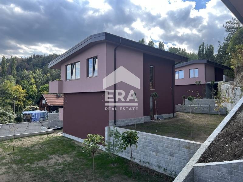 Продава КЪЩА, гр. София, с. Панчарево, снимка 2 - Къщи - 52874641