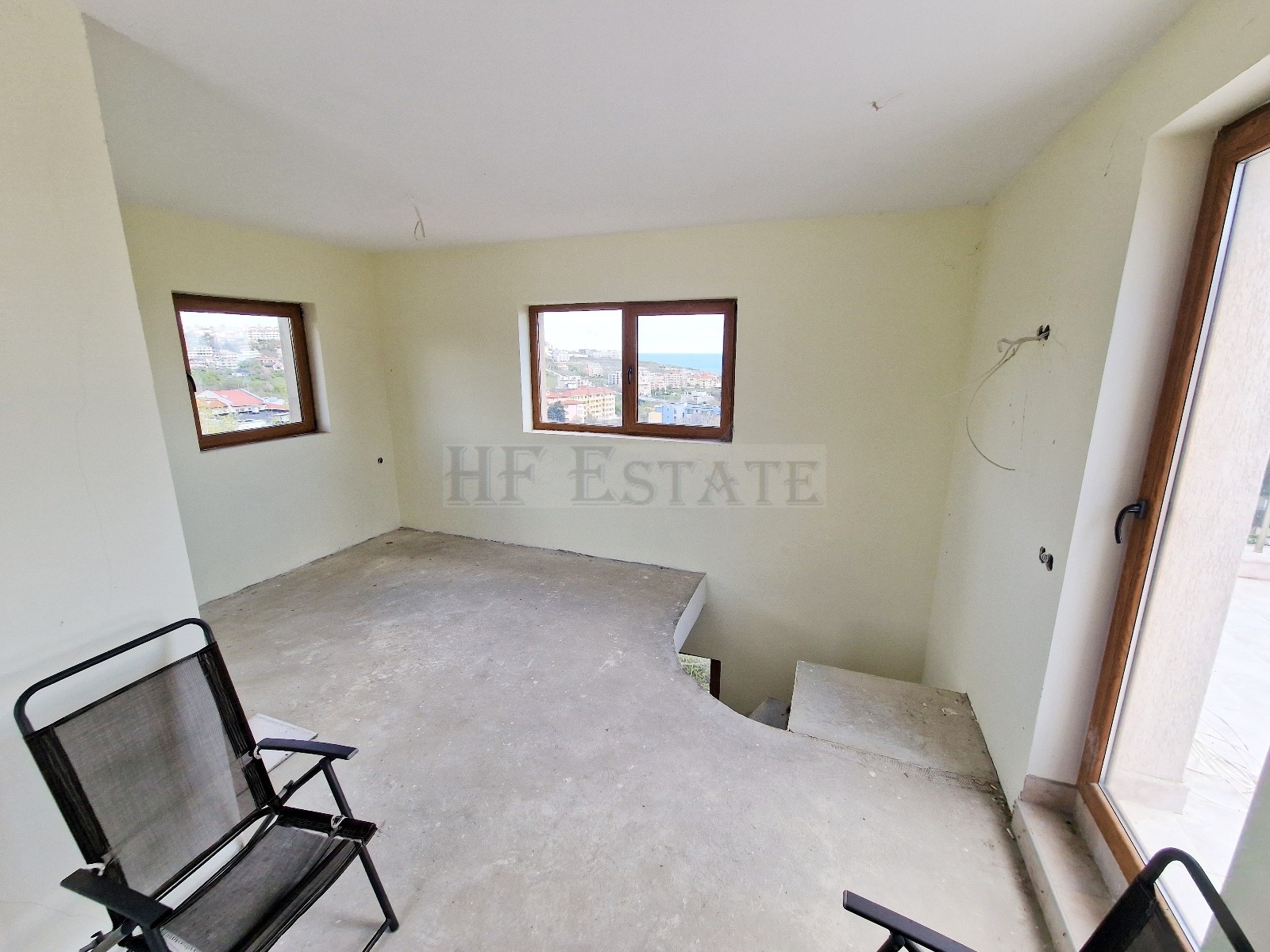 Продава 3-СТАЕН, гр. Бяла, област Варна, снимка 3 - Апартаменти - 53299516